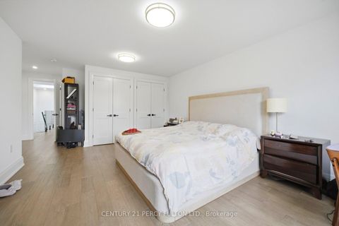 Photo 12 at 195 Danforth Road, Oakridge, Toronto