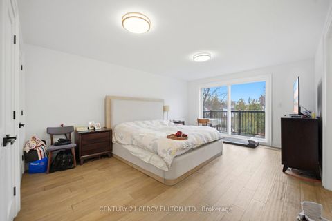 Photo 14 at 195 Danforth Road, Oakridge, Toronto
