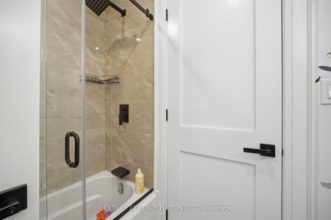 Photo 17 at 195 Danforth Road, Oakridge, Toronto