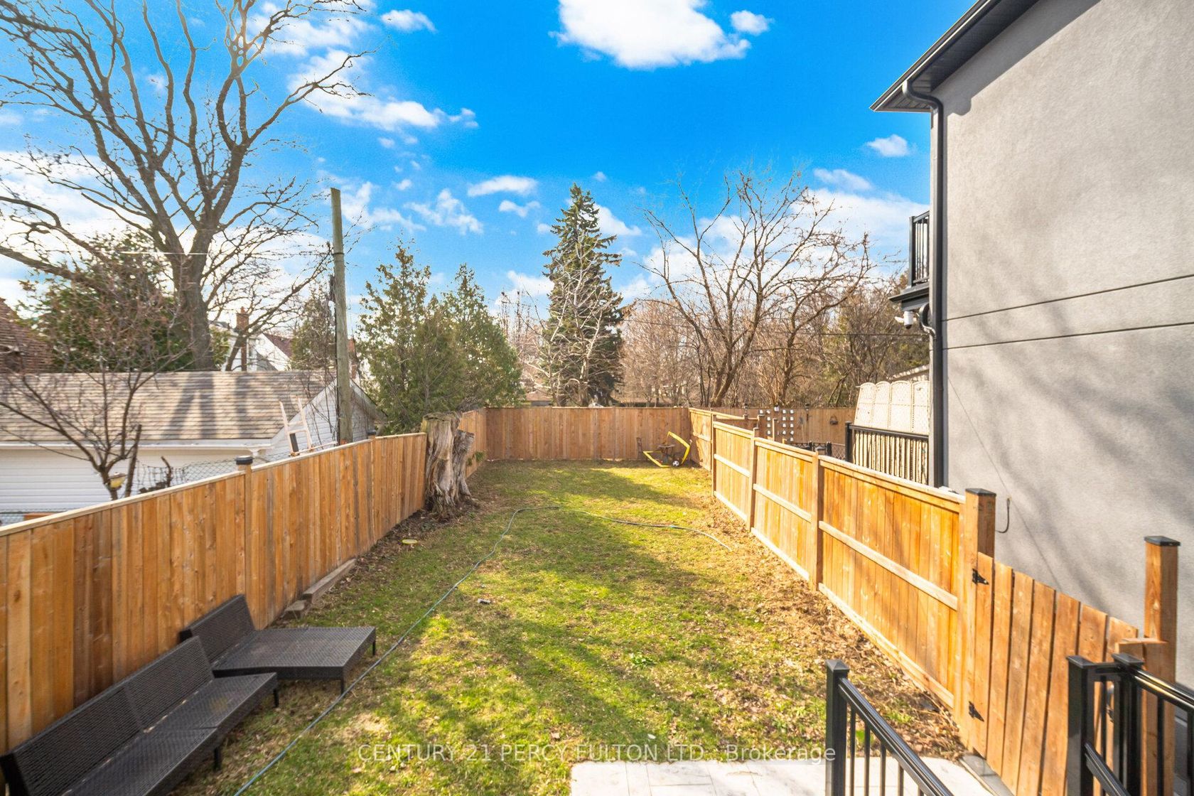 195 Danforth Road, Oakridge, Toronto 