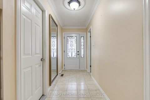 Photo 3 at 56A Treeview Drive, Alderwood, Toronto