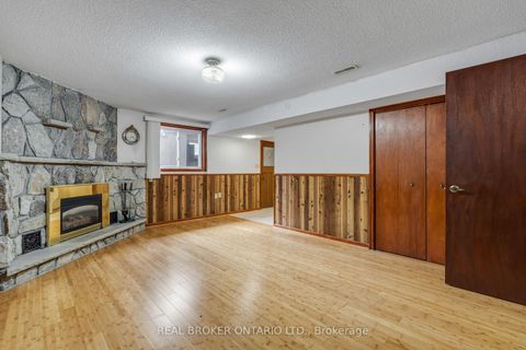 Photo 28 at 56A Treeview Drive, Alderwood, Toronto