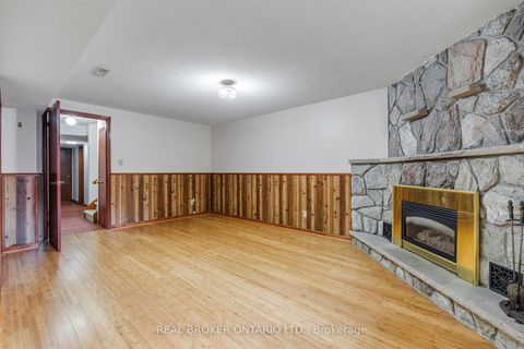 Photo 29 at 56A Treeview Drive, Alderwood, Toronto