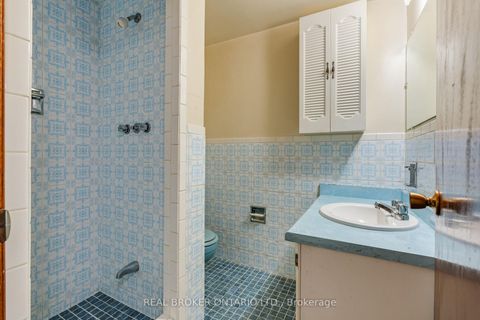 Photo 32 at 56A Treeview Drive, Alderwood, Toronto