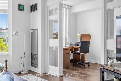 Photo 10 at 804 - 284 Bloor Street W, Annex, Toronto