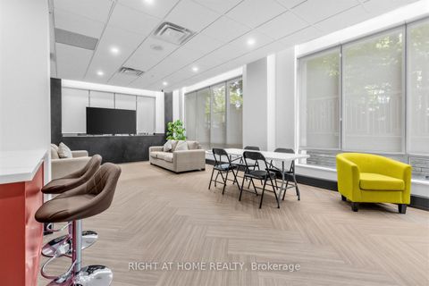 Photo 18 at 804 - 284 Bloor Street W, Annex, Toronto