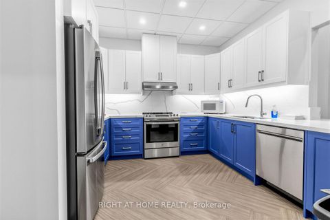 Photo 21 at 804 - 284 Bloor Street W, Annex, Toronto
