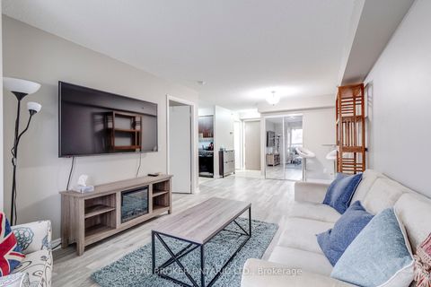 Photo 3 at 225 - 35 Saranac Boulevard, Lawrence, Toronto