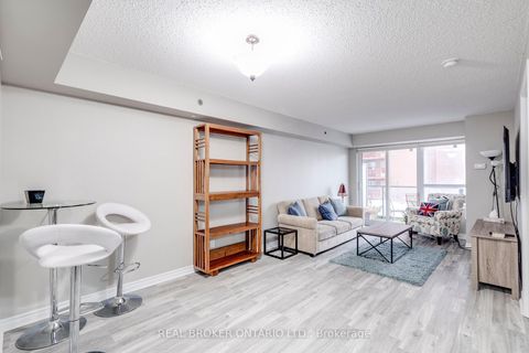 Photo 8 at 225 - 35 Saranac Boulevard, Lawrence, Toronto
