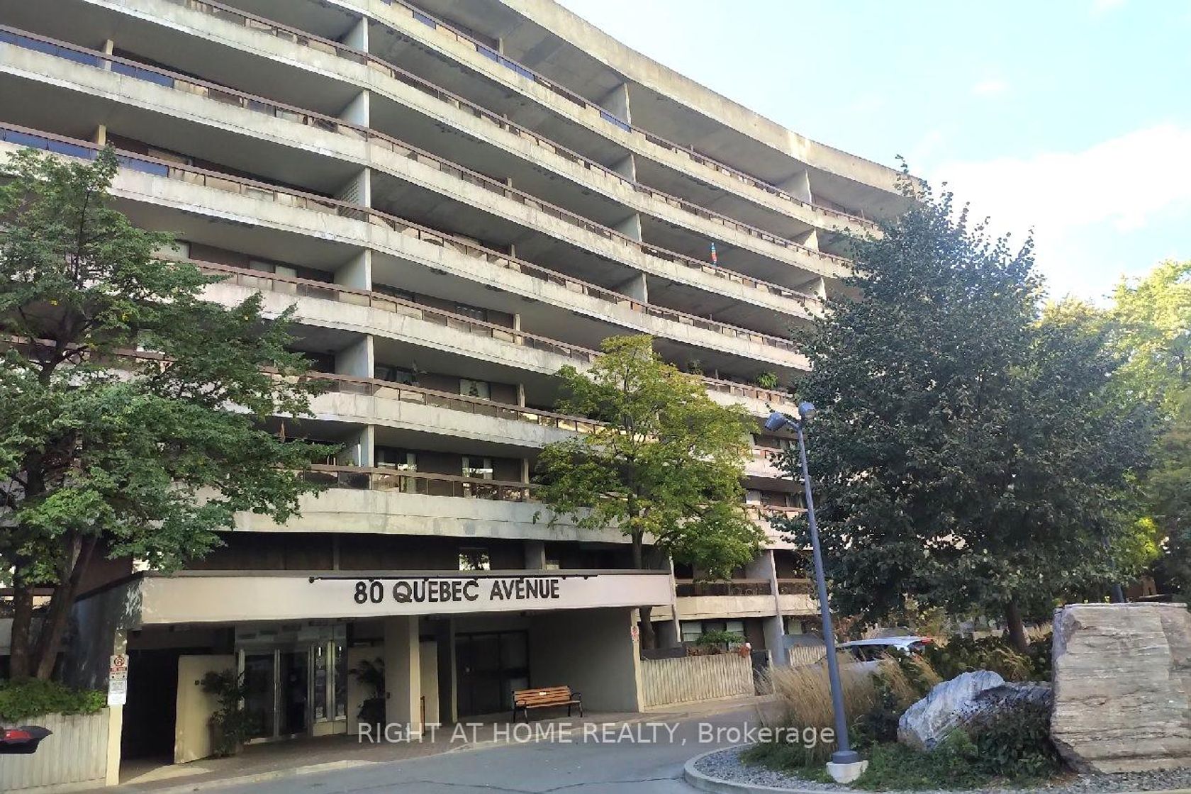 607 - 80 Quebec Avenue, High Park North, Toronto 