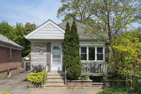 Photo 2 at 35 Blakley Avenue, Smythe, Toronto