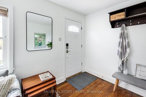 Photo 5 at 35 Blakley Avenue, Smythe, Toronto
