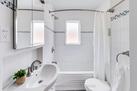 Photo 19 at 35 Blakley Avenue, Smythe, Toronto