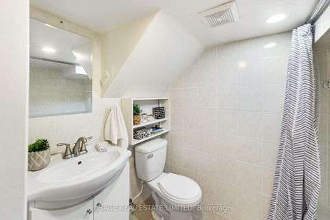 Photo 23 at 35 Blakley Avenue, Smythe, Toronto