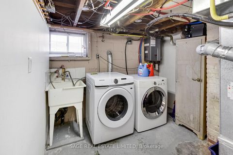 Photo 24 at 35 Blakley Avenue, Smythe, Toronto