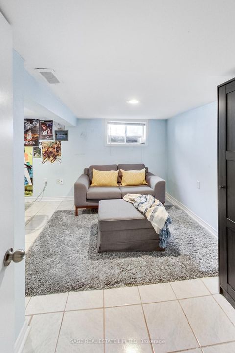Photo 29 at 35 Blakley Avenue, Smythe, Toronto