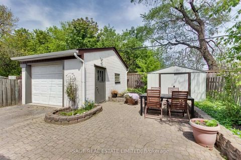 Photo 36 at 35 Blakley Avenue, Smythe, Toronto