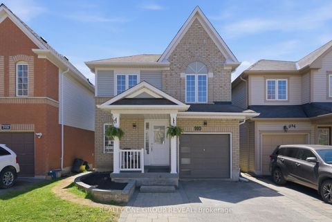 Photo 0 at 910 Taggart Crescent, Pinecrest, Oshawa