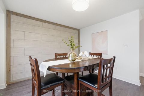 Photo 18 at 910 Taggart Crescent, Pinecrest, Oshawa