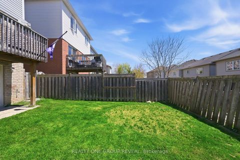 Photo 38 at 910 Taggart Crescent, Pinecrest, Oshawa