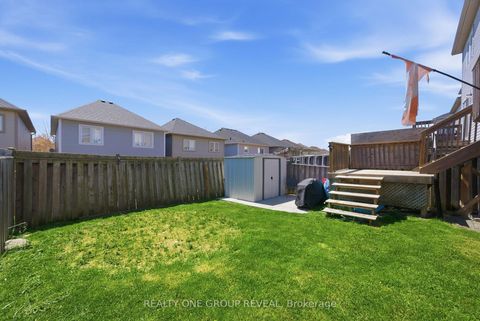 Photo 39 at 910 Taggart Crescent, Pinecrest, Oshawa