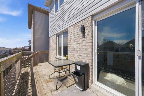 Photo 43 at 910 Taggart Crescent, Pinecrest, Oshawa