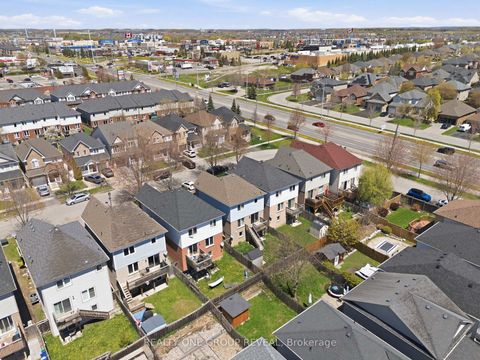 Photo 48 at 910 Taggart Crescent, Pinecrest, Oshawa