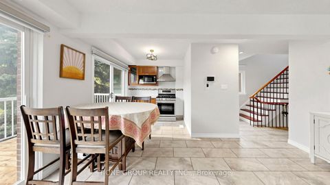 Photo 11 at 41 Chipwood Crescent, Pleasant View, Toronto