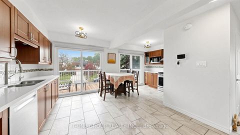 Photo 12 at 41 Chipwood Crescent, Pleasant View, Toronto