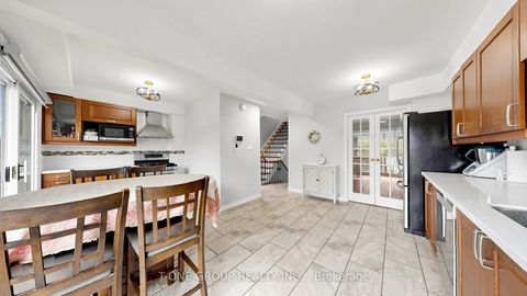 Photo 13 at 41 Chipwood Crescent, Pleasant View, Toronto