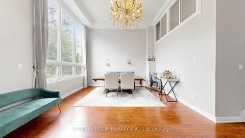 Photo 18 at 41 Chipwood Crescent, Pleasant View, Toronto
