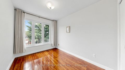 Photo 33 at 41 Chipwood Crescent, Pleasant View, Toronto