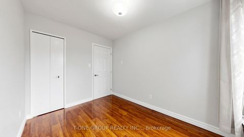 Photo 35 at 41 Chipwood Crescent, Pleasant View, Toronto