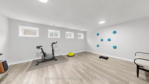 Photo 38 at 41 Chipwood Crescent, Pleasant View, Toronto