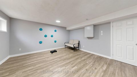 Photo 40 at 41 Chipwood Crescent, Pleasant View, Toronto