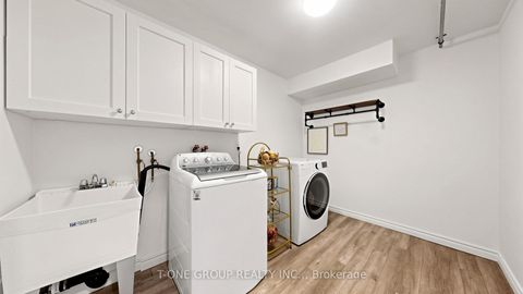 Photo 41 at 41 Chipwood Crescent, Pleasant View, Toronto