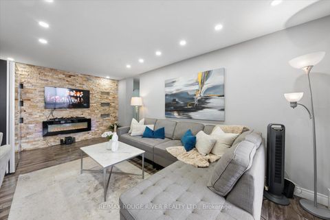 Photo 7 at 907 - 90 Ling Road, West Hill, Toronto
