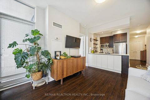 Photo 10 at 323 - 100 Harrison Garden Boulevard, Willowdale East, Toronto