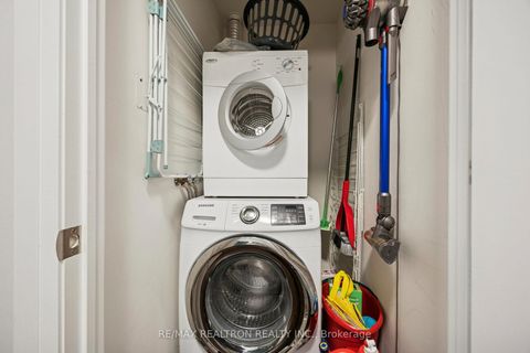 Photo 16 at 323 - 100 Harrison Garden Boulevard, Willowdale East, Toronto