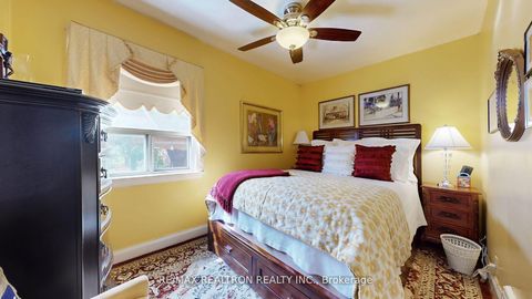 Photo 8 at 50 Karnwood Drive, Birchmount, Toronto