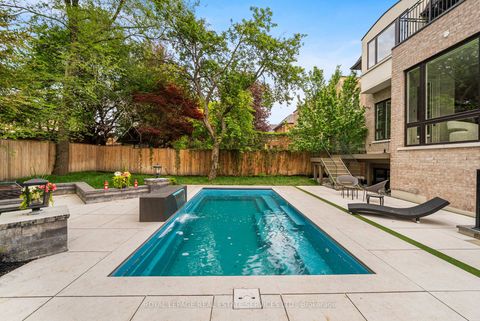 Photo 4 at 148 Munro Boulevard, Windfields, Toronto
