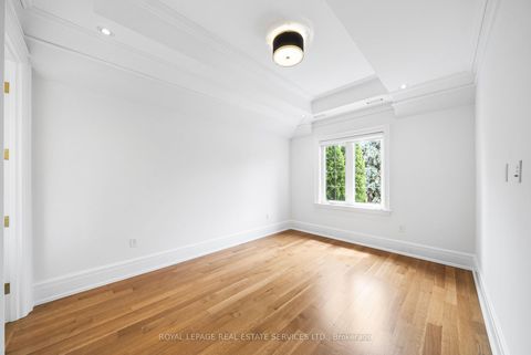 Photo 37 at 148 Munro Boulevard, Windfields, Toronto