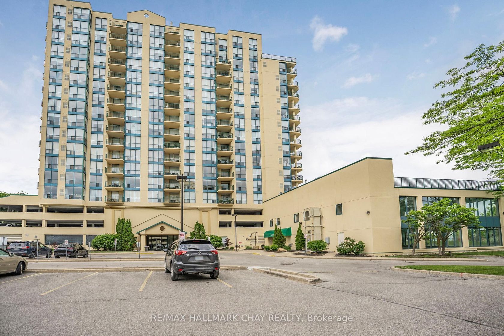 610 - 65 Ellen Street, Lakeshore, Barrie photo 5