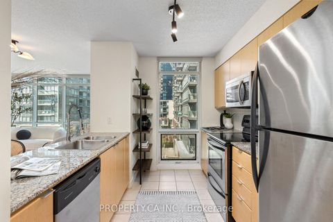 Photo 2 at 503 - 11 Brunel Court, Waterfront Communities C1, Toronto