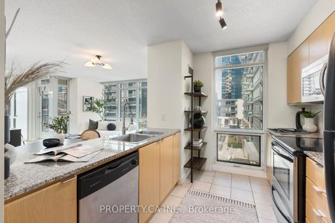 Photo 3 at 503 - 11 Brunel Court, Waterfront Communities C1, Toronto