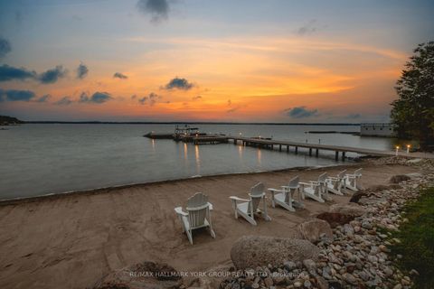 Photo 49 at 736 Lake Drive N, Historic Lakeshore Communities, Georgina