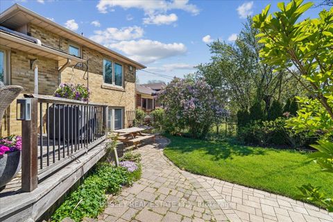 Photo 34 at 7 Howard Drive, Bayview Village, Toronto