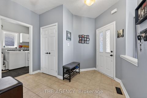 Photo 8 at 21 Silver Trail, Ardagh, Barrie