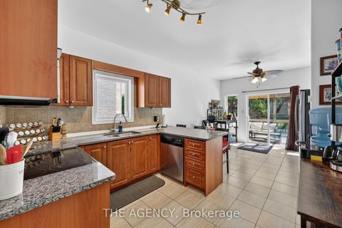 Photo 9 at 21 Silver Trail, Ardagh, Barrie