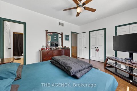 Photo 22 at 21 Silver Trail, Ardagh, Barrie
